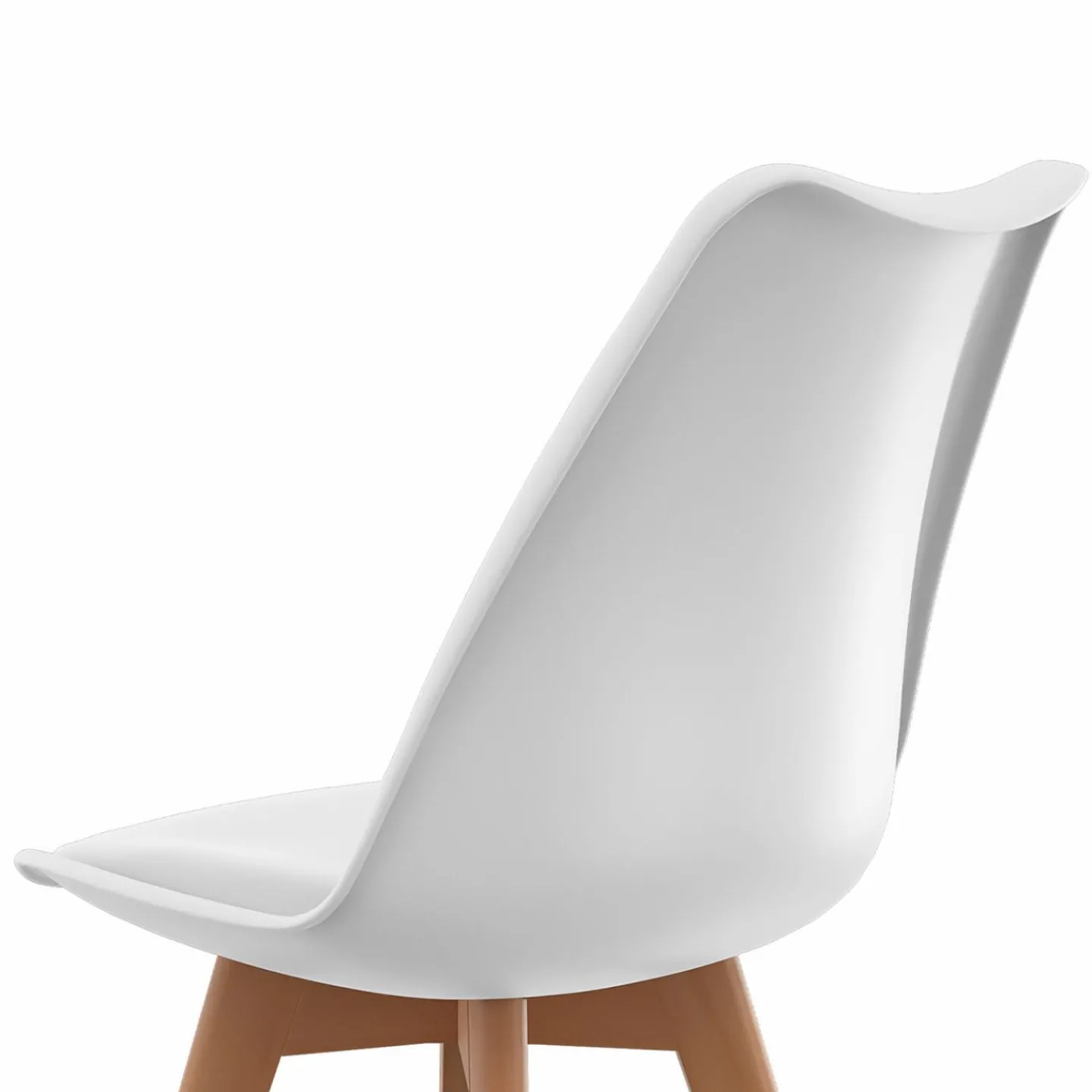 Chaises scandinaves mix color grises, blanches et jaunes*IDMarket Best