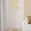 Lampadaire sur pied en métal doré avec 3 abat-jours globe verre*IDMarket Outlet