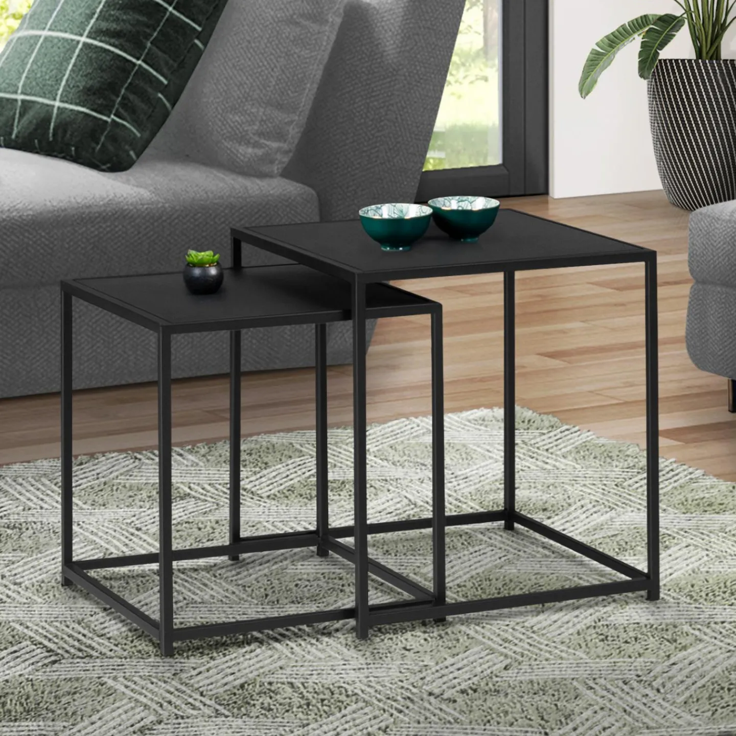 Lot de 2 tables gigognes métal noir carrées 40 cm et 45 cm*IDMarket New