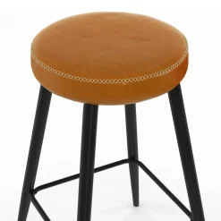 Lot de 2 tabourets de bar effet cuir marron et pieds métal*IDMarket Hot