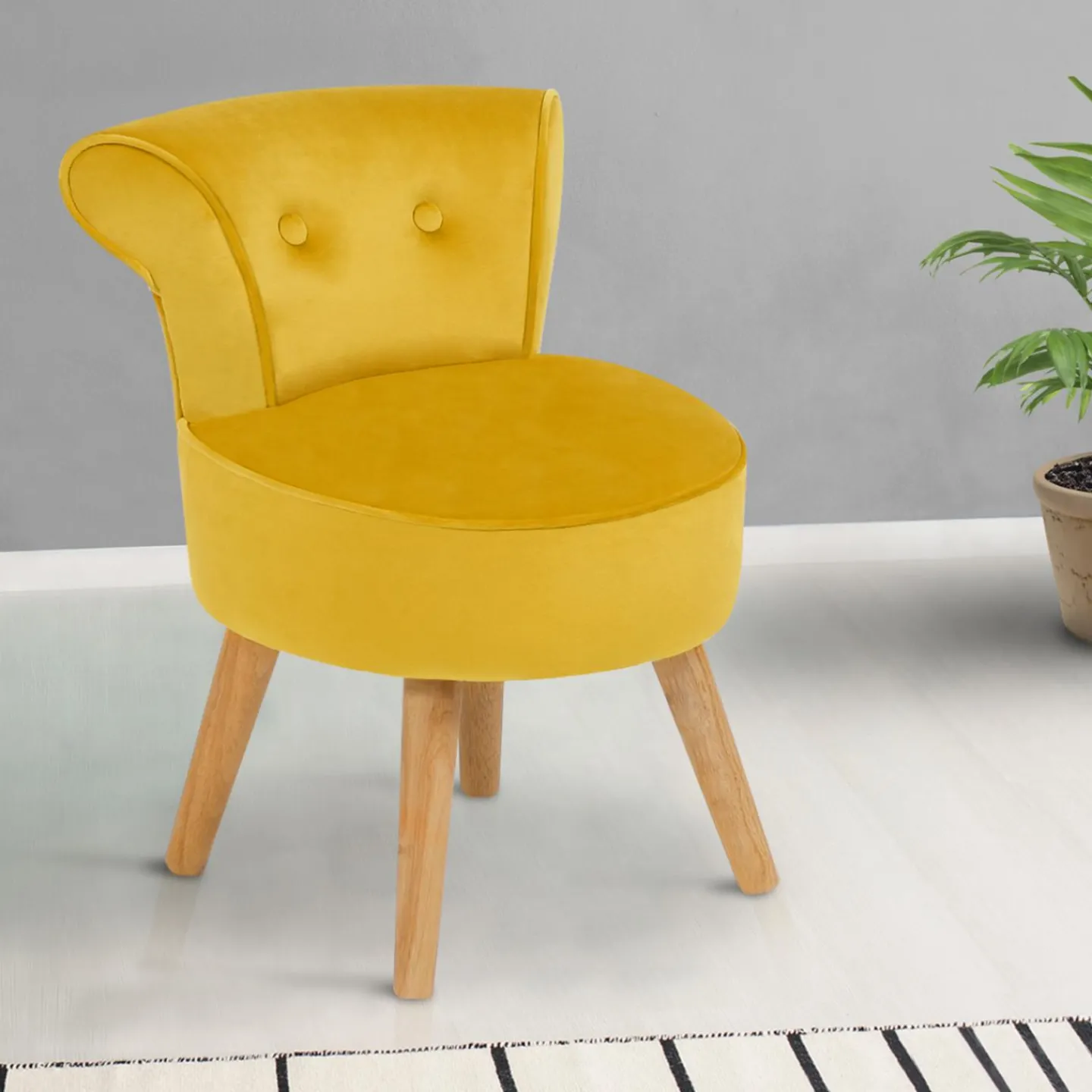 Petit fauteuil crapaud jaune en velours*IDMarket Hot
