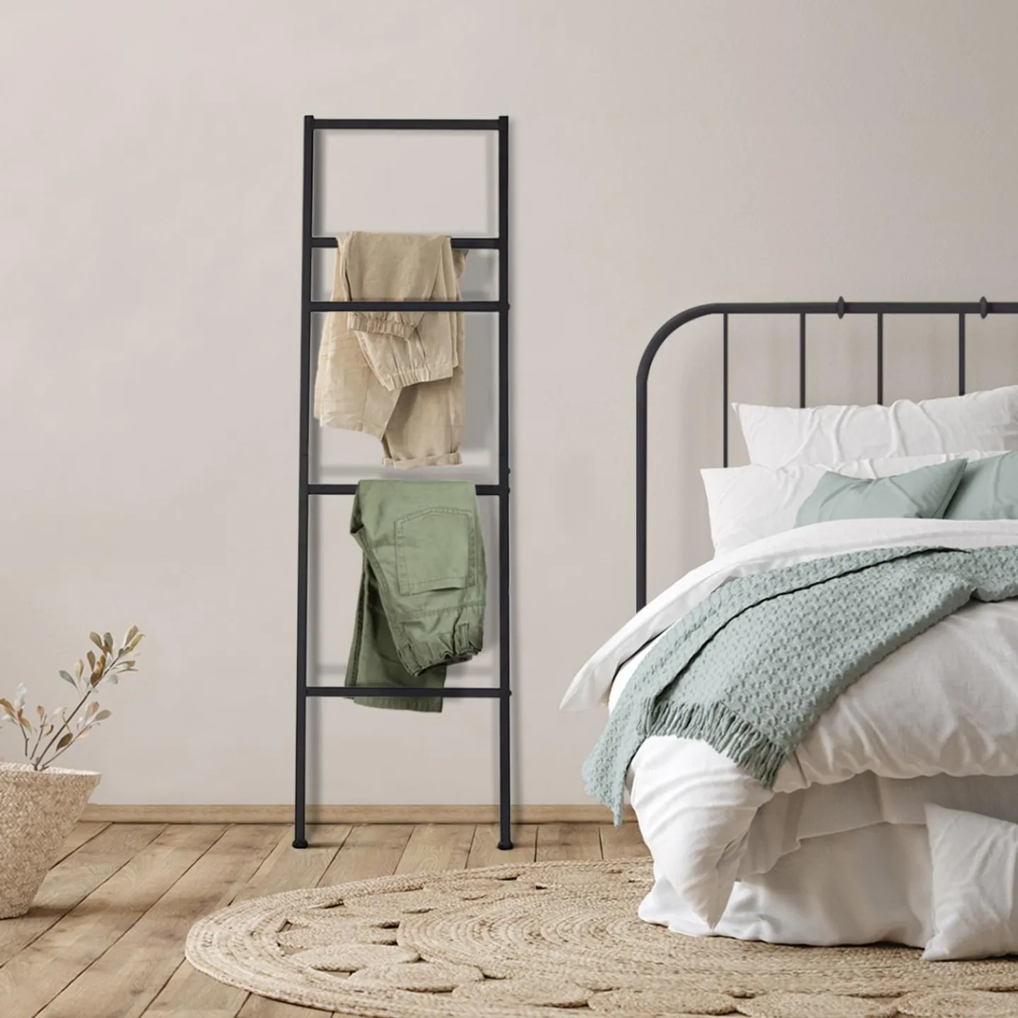 Porte-serviettes échelle pour salle de bain en métal noir*IDMarket Best