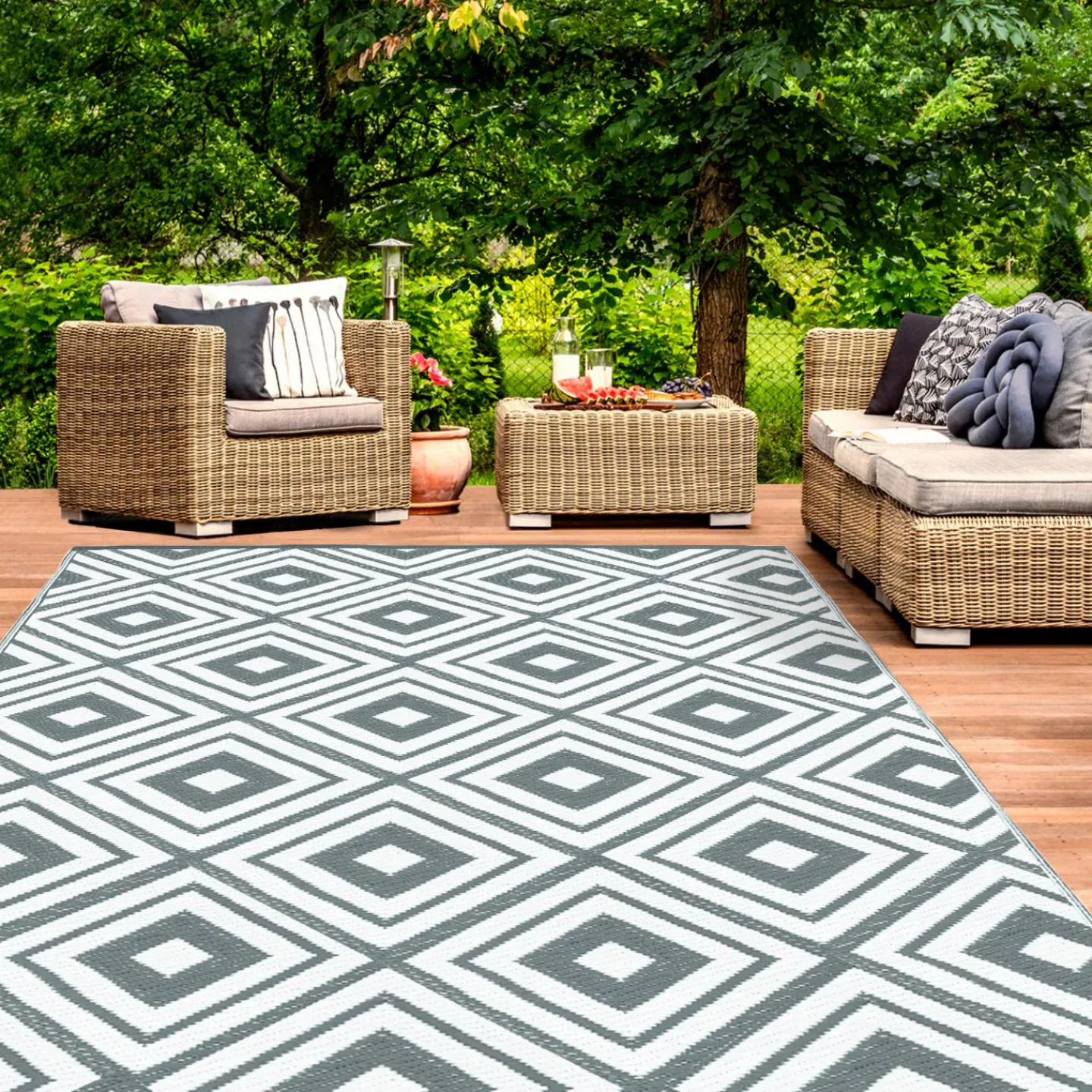 Tapis extérieur jardin motifs géométriques gris et blanc 270 x 370 cm*IDMarket Discount