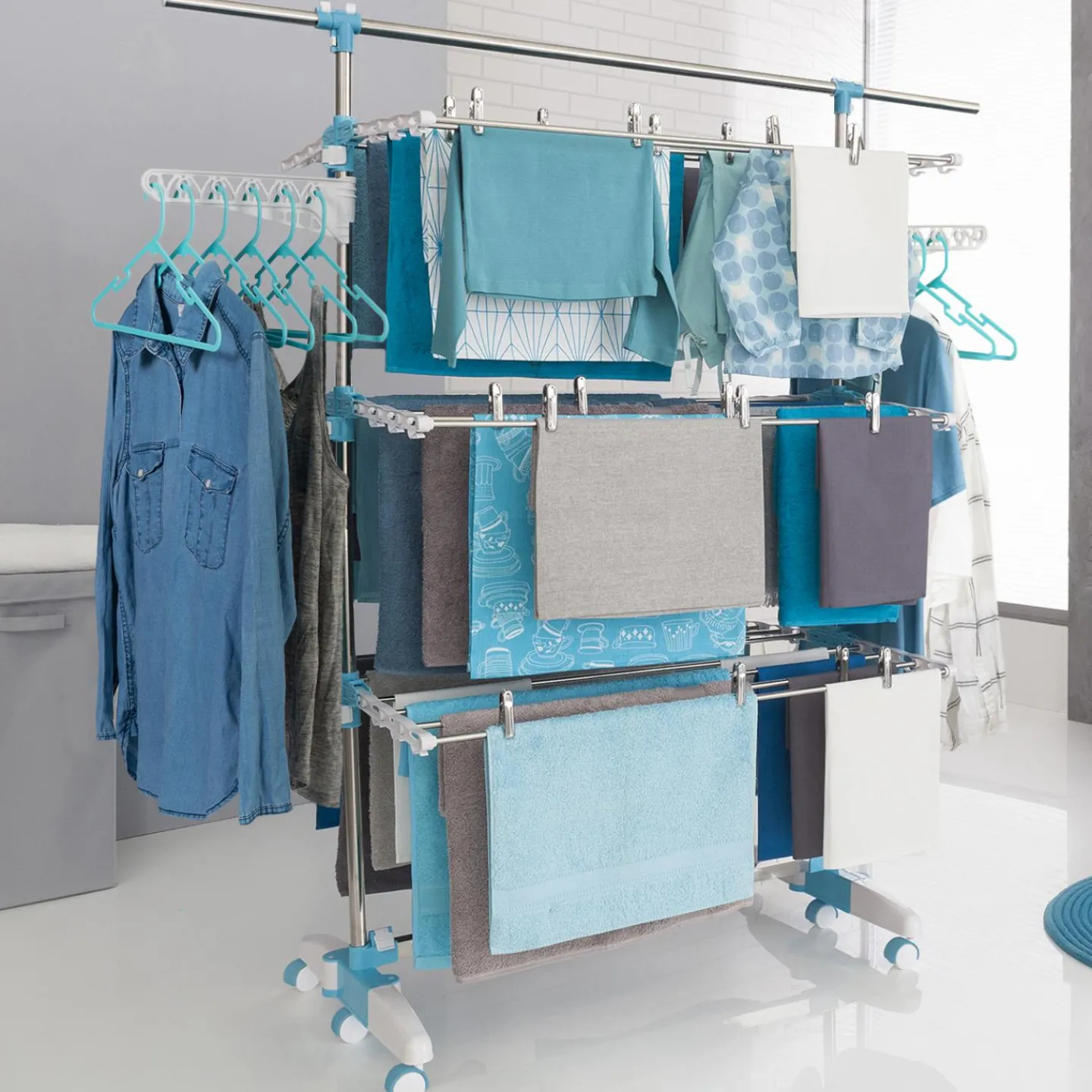 Étendoir à linge pliable avec barre télescopique*IDMarket Sale