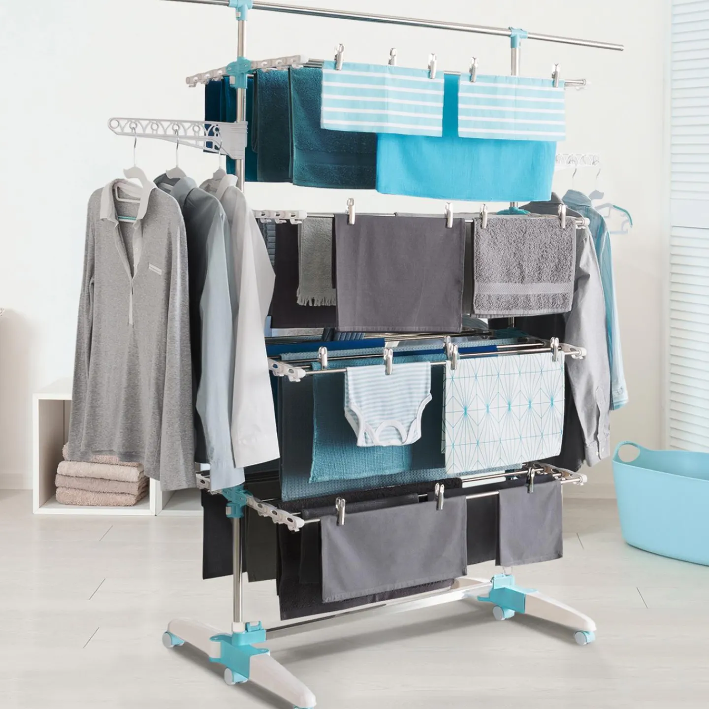 Étendoir à linge pliable avec barre télescopique*IDMarket Online